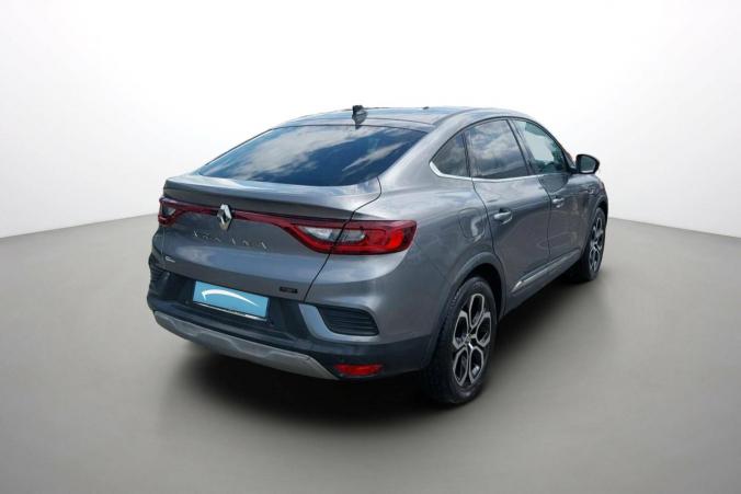Vente en ligne Renault Arkana  E-Tech hybride 145 - 22 au prix de 25 790 €