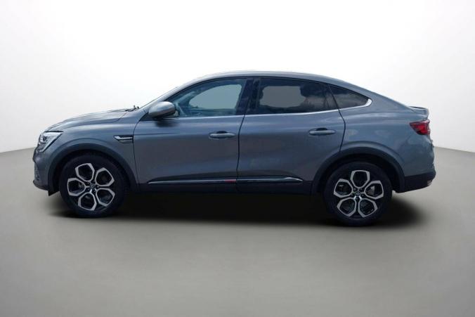 Vente en ligne Renault Arkana  E-Tech hybride 145 - 22 au prix de 25 790 €
