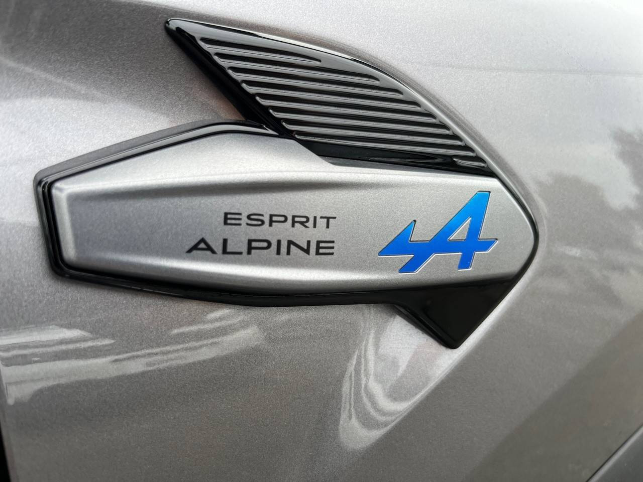 Vente en ligne Renault Symbioz  E-Tech full hybrid 145 au prix de 31 790 €