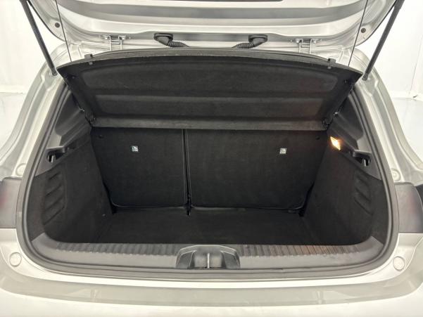 Vente en ligne Renault Clio 5 Clio TCe 90 - 21N au prix de 14 290 €
