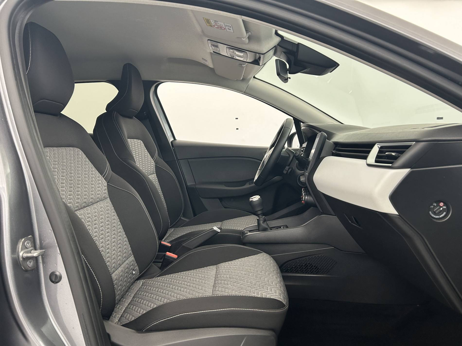 Vente en ligne Renault Clio 5 Clio TCe 90 au prix de 15 590 €