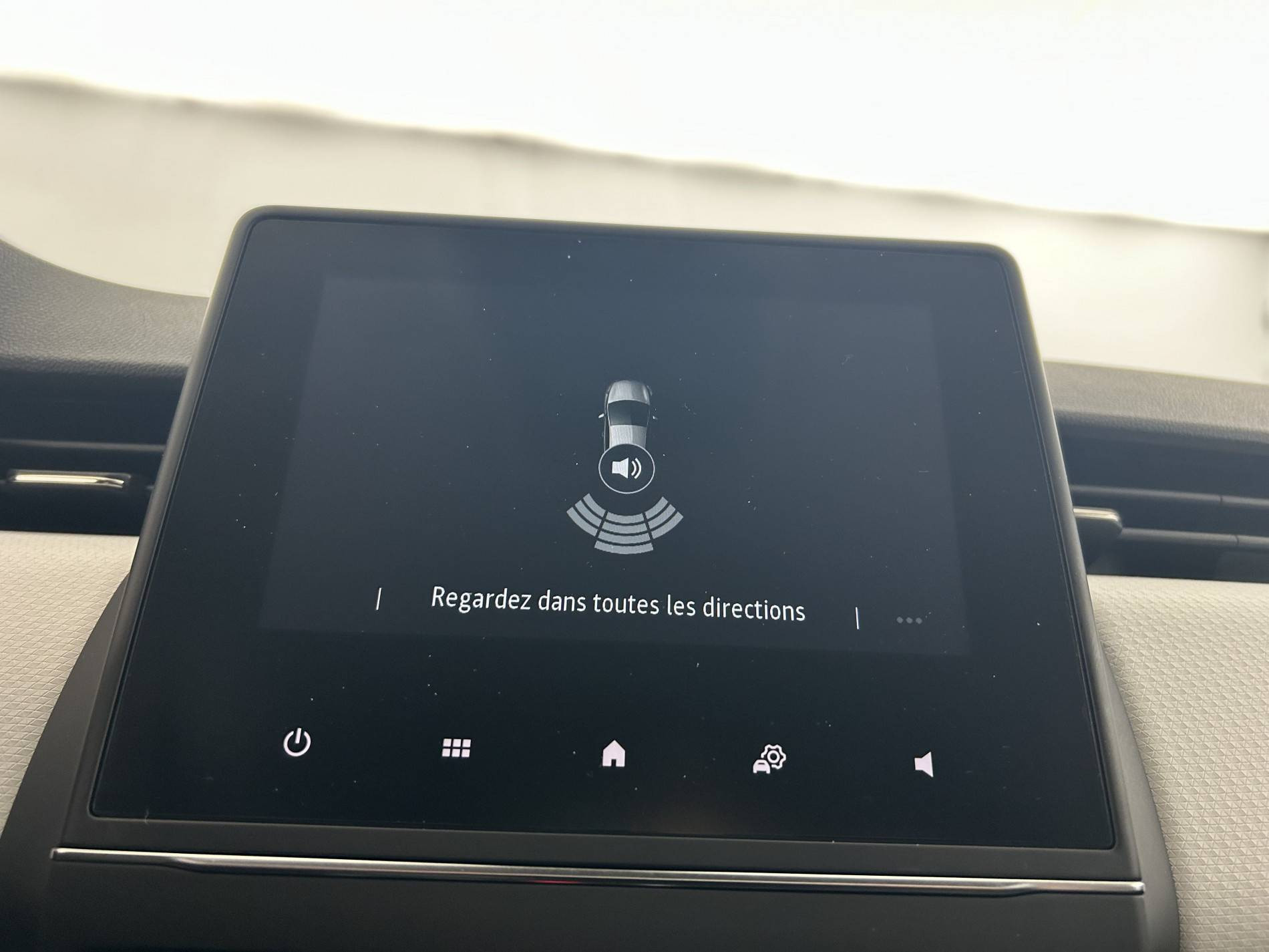 Vente en ligne Renault Clio 5 Clio TCe 90 au prix de 15 590 €