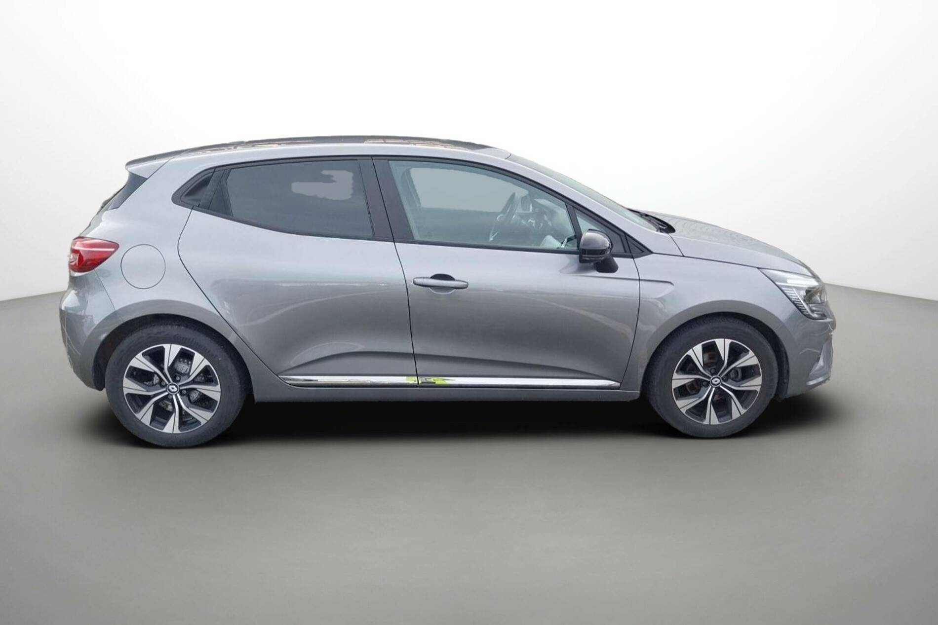 Vente en ligne Renault Clio 5 Clio TCe 90 au prix de 15 390 €