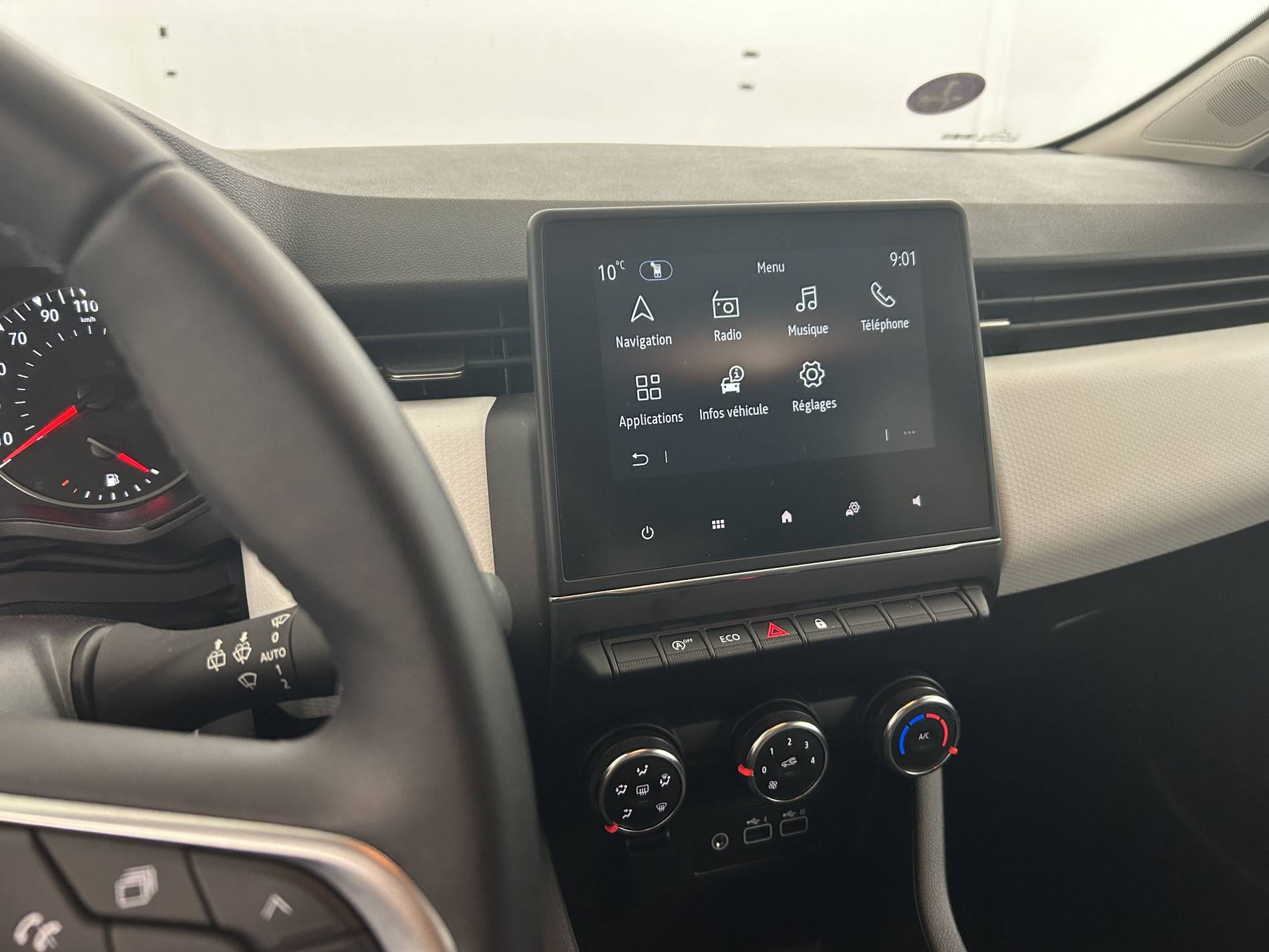 Vente en ligne Renault Clio 5 Clio TCe 90 au prix de 15 390 €