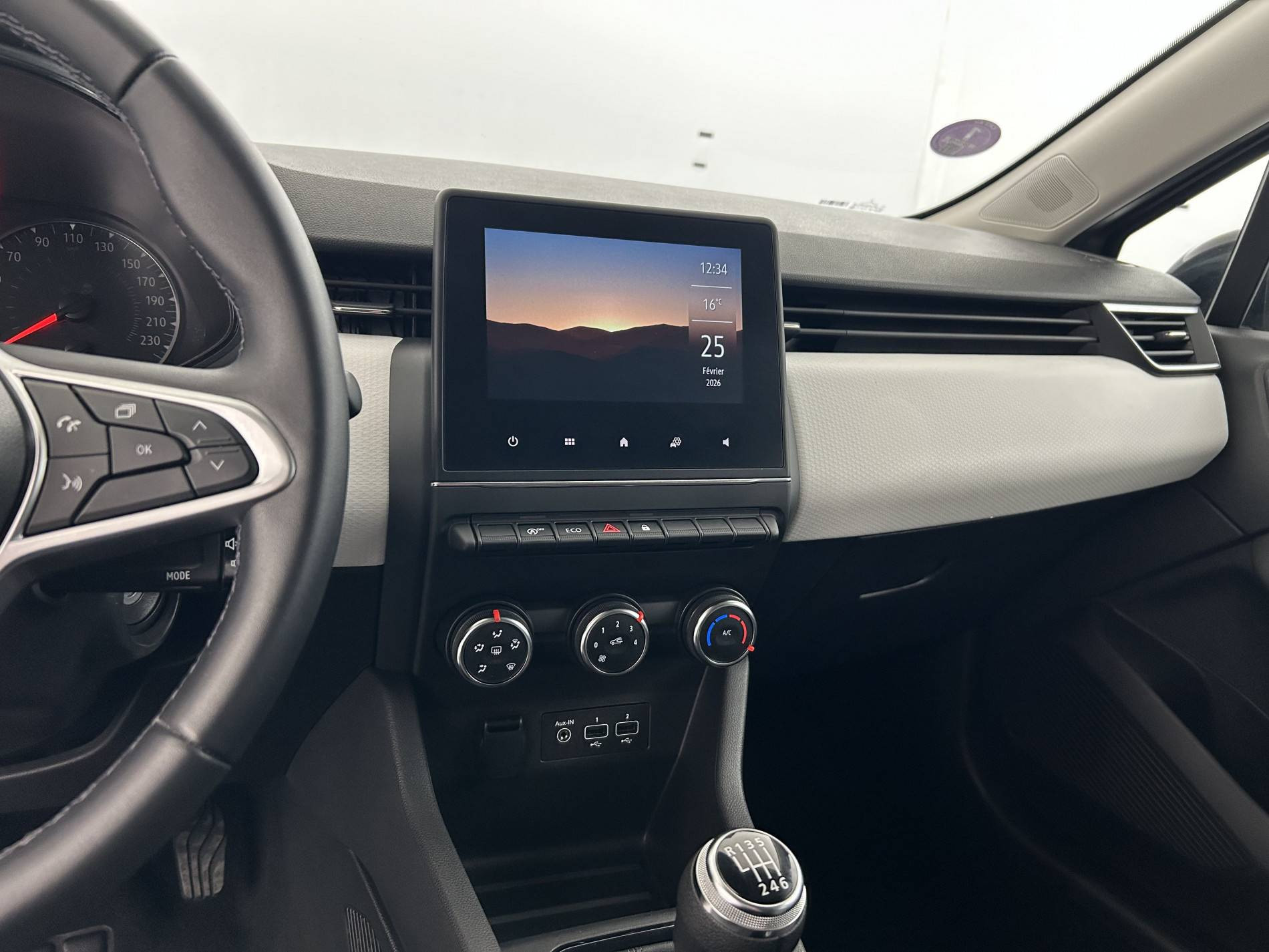 Vente en ligne Renault Clio 5 Clio TCe 90 au prix de 14 490 €