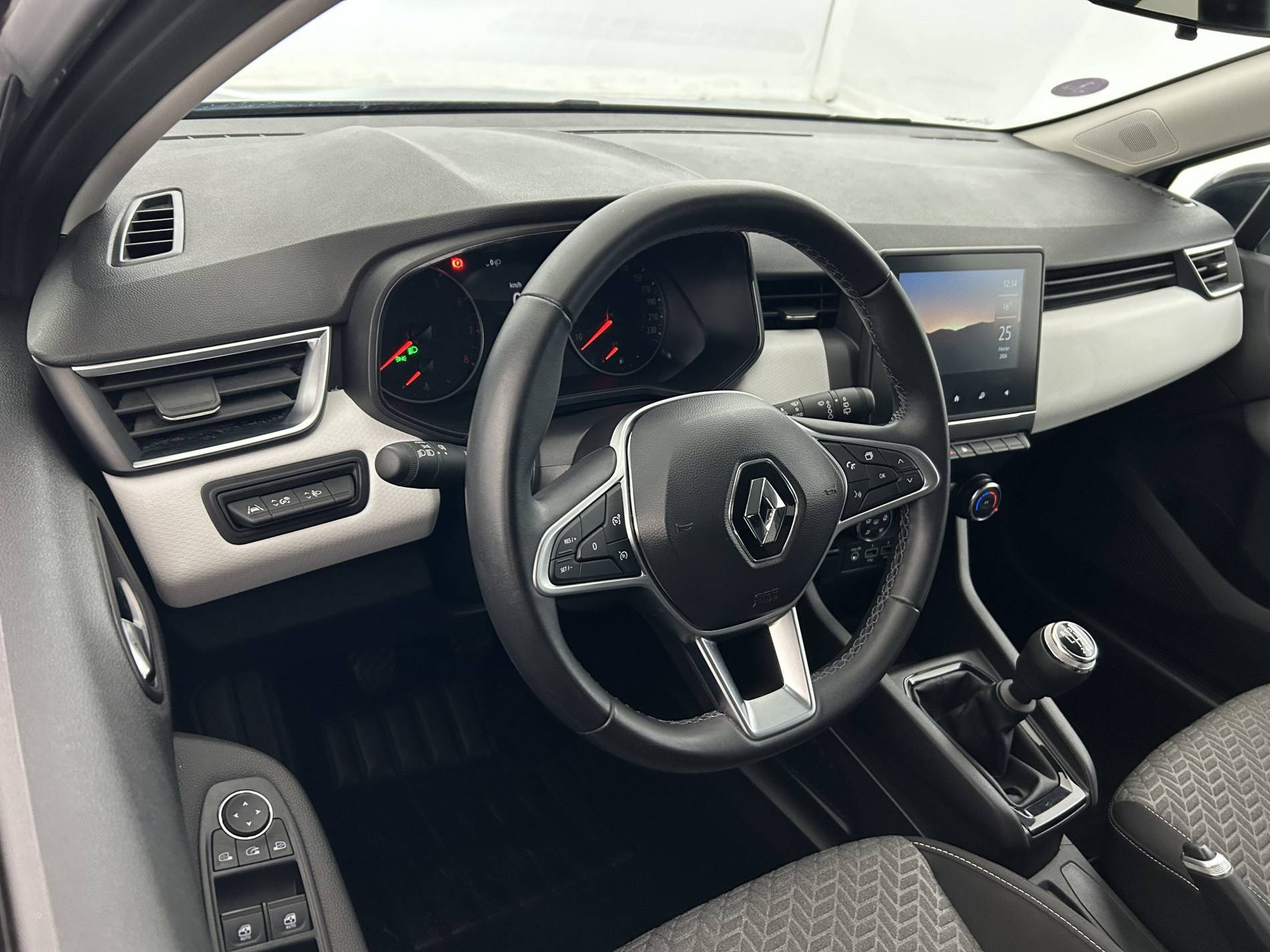 Vente en ligne Renault Clio 5 Clio TCe 90 au prix de 14 490 €