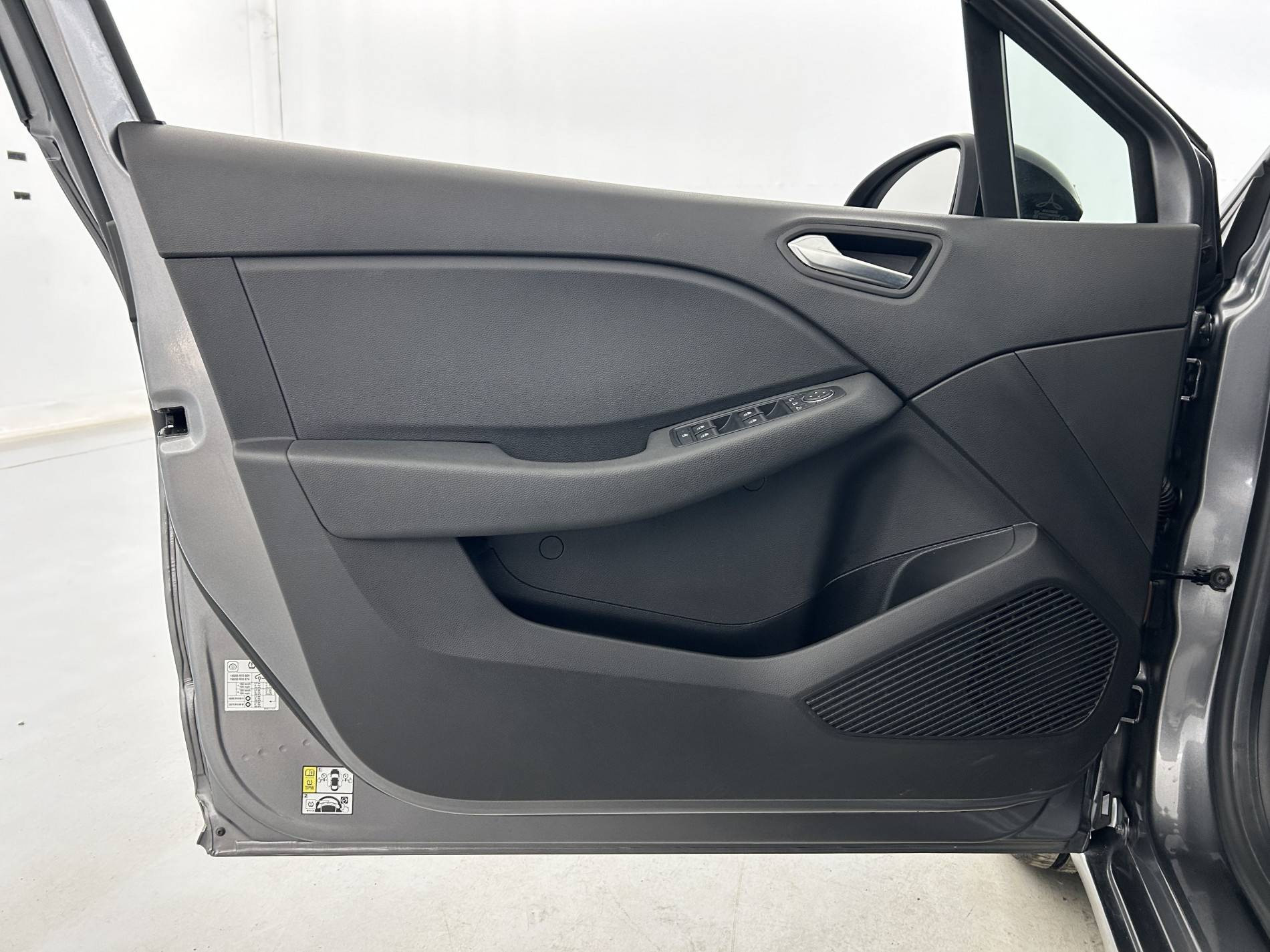 Vente en ligne Renault Clio 5 Clio TCe 90 au prix de 14 490 €