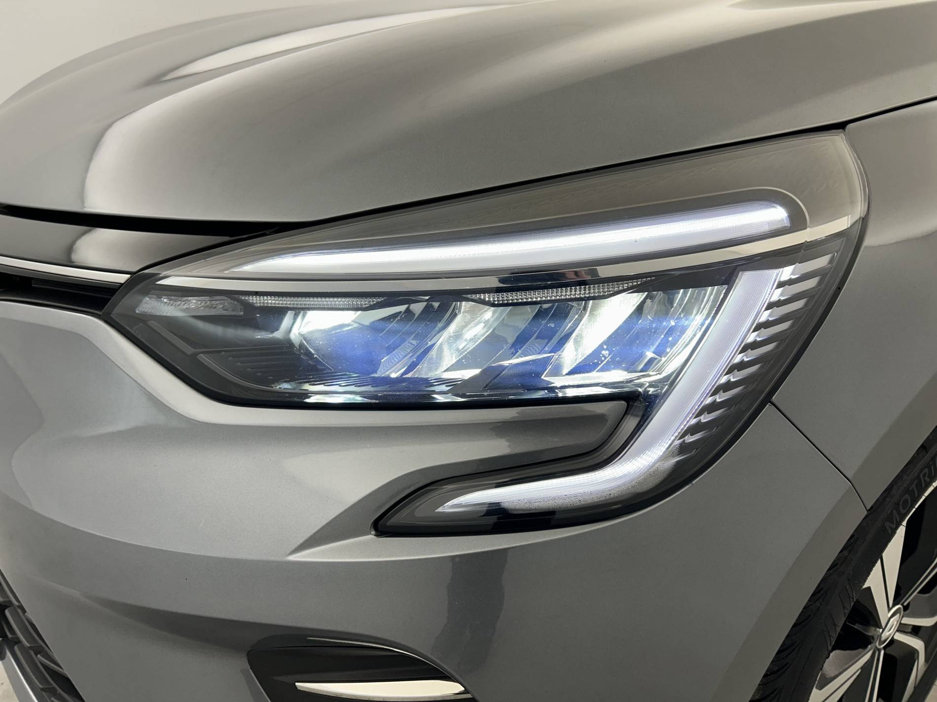 Vente en ligne Renault Clio 5 Clio TCe 90 au prix de 14 490 €