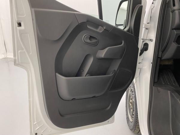 Vente en ligne Renault Master 3 Châssis Cabine MASTER PHC F3500 L3H1 ENERGY DCI 145 POUR TRANSF au prix de 24 990 €