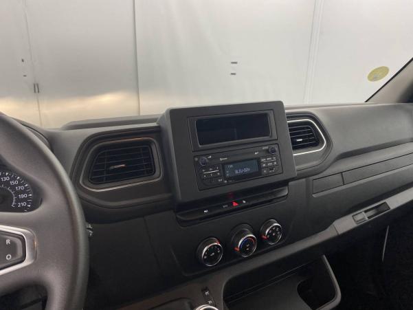 Vente en ligne Renault Master 3 Châssis Cabine MASTER CC PROP RJ3500 PAF AR COURT L2 DCI 130 au prix de 29 990 €