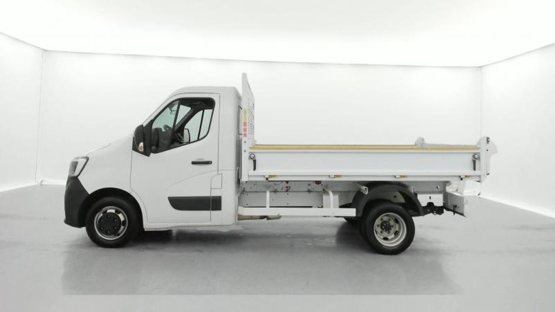 Vente en ligne Renault Master 3 Châssis Cabine MASTER CC PROP RJ3500 PAF AR COURT L2 DCI 130 au prix de 29 990 €