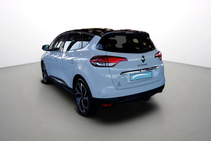 Vente en ligne Renault Scenic 4 Scenic TCe 140 FAP au prix de 17 390 €