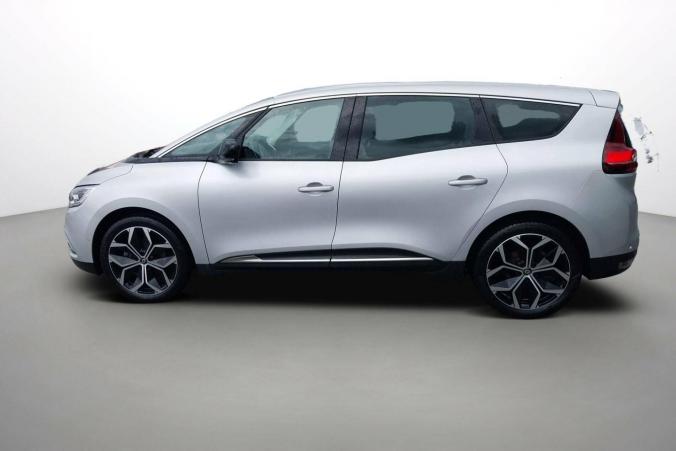 Vente en ligne Renault Grand Scenic 4 Grand Scenic TCe 140 EDC au prix de 25 790 €