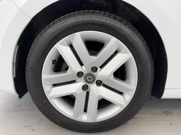 Vente en ligne Renault Clio 5 Clio SCe 65 - 21N au prix de 13 790 €