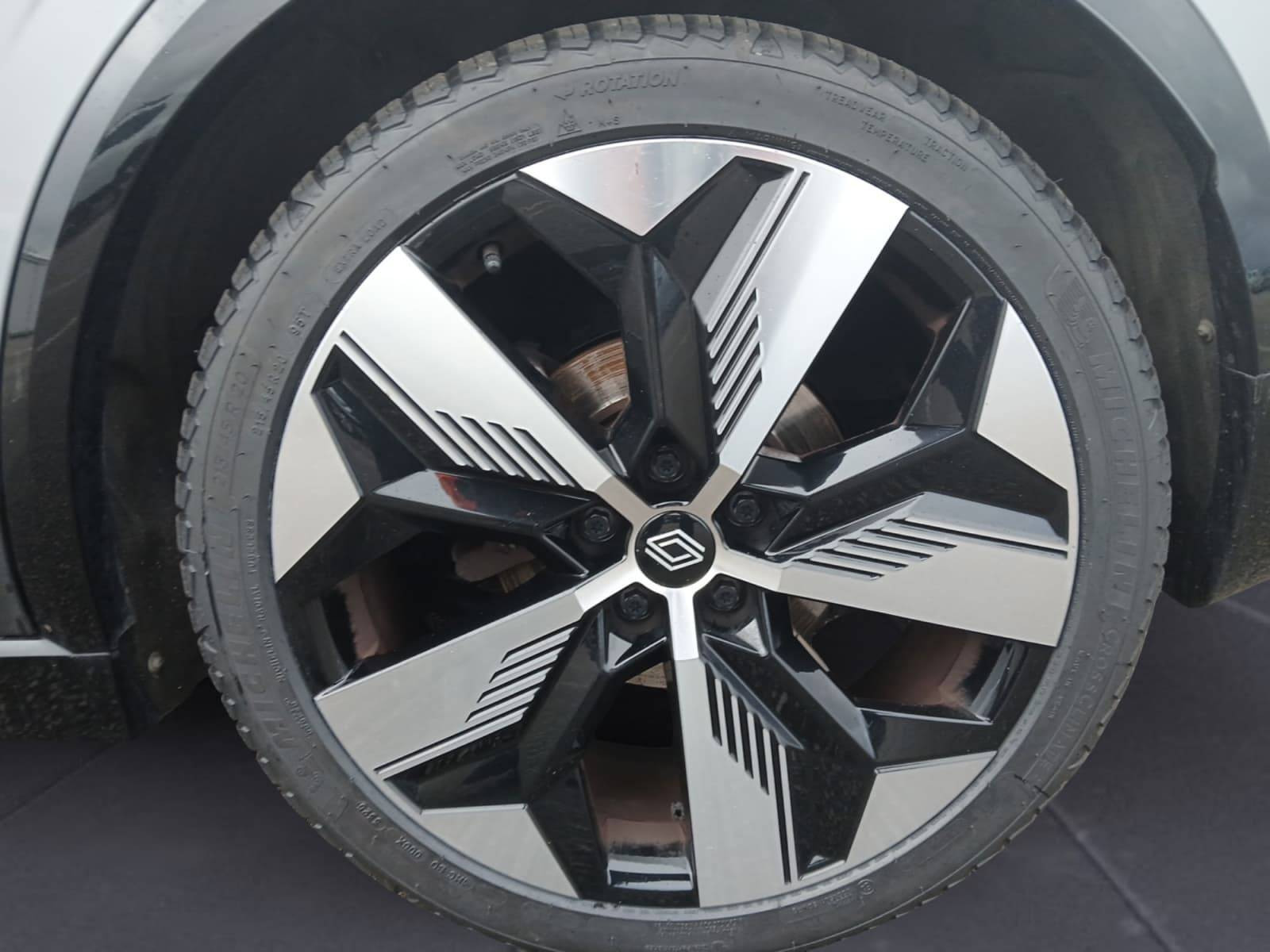 Vente en ligne Renault Megane E-Tech  EV60 220 ch super charge au prix de 22 390 €