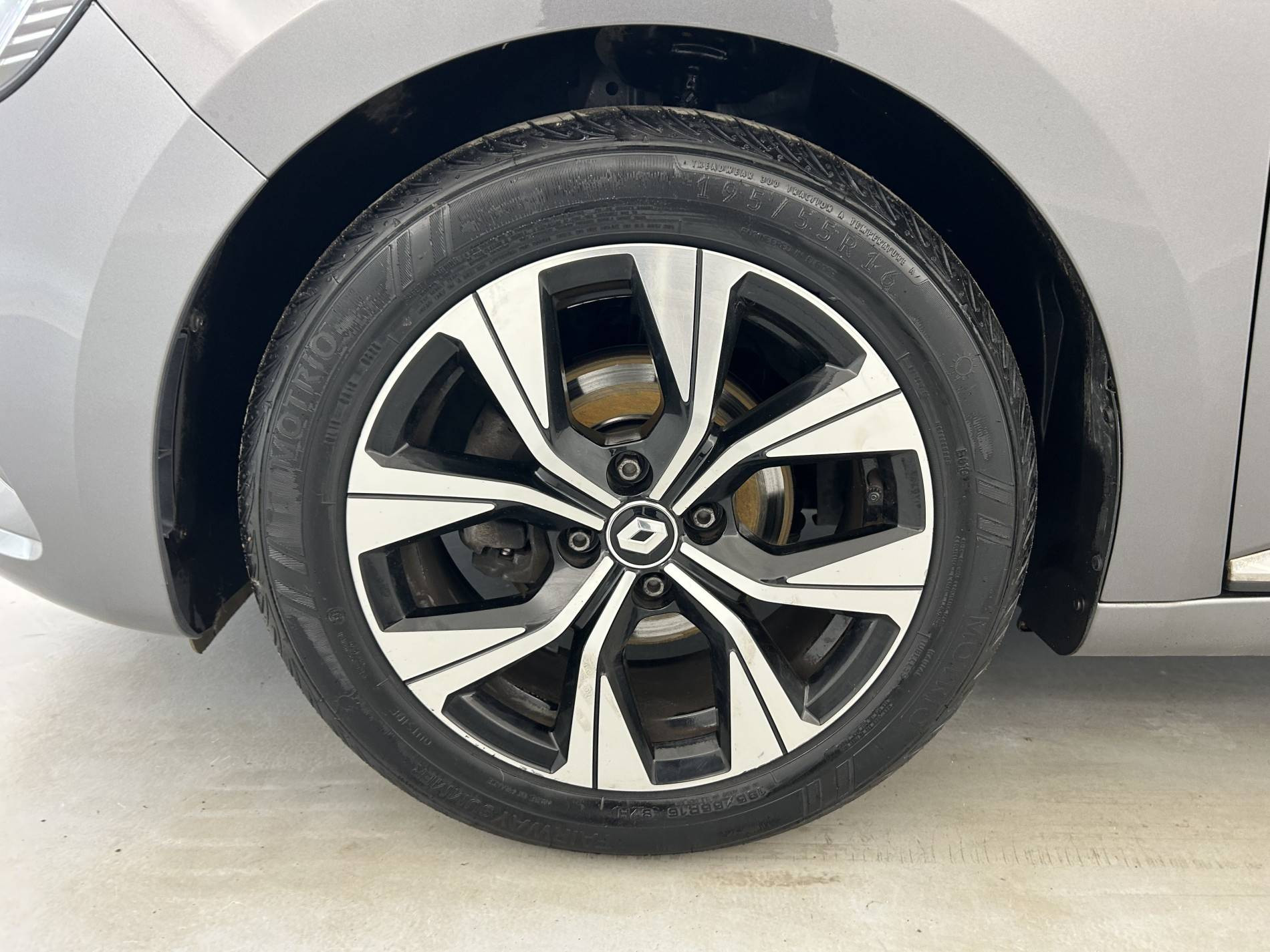 Vente en ligne Renault Clio 5 Clio TCe 90 au prix de 13 990 €