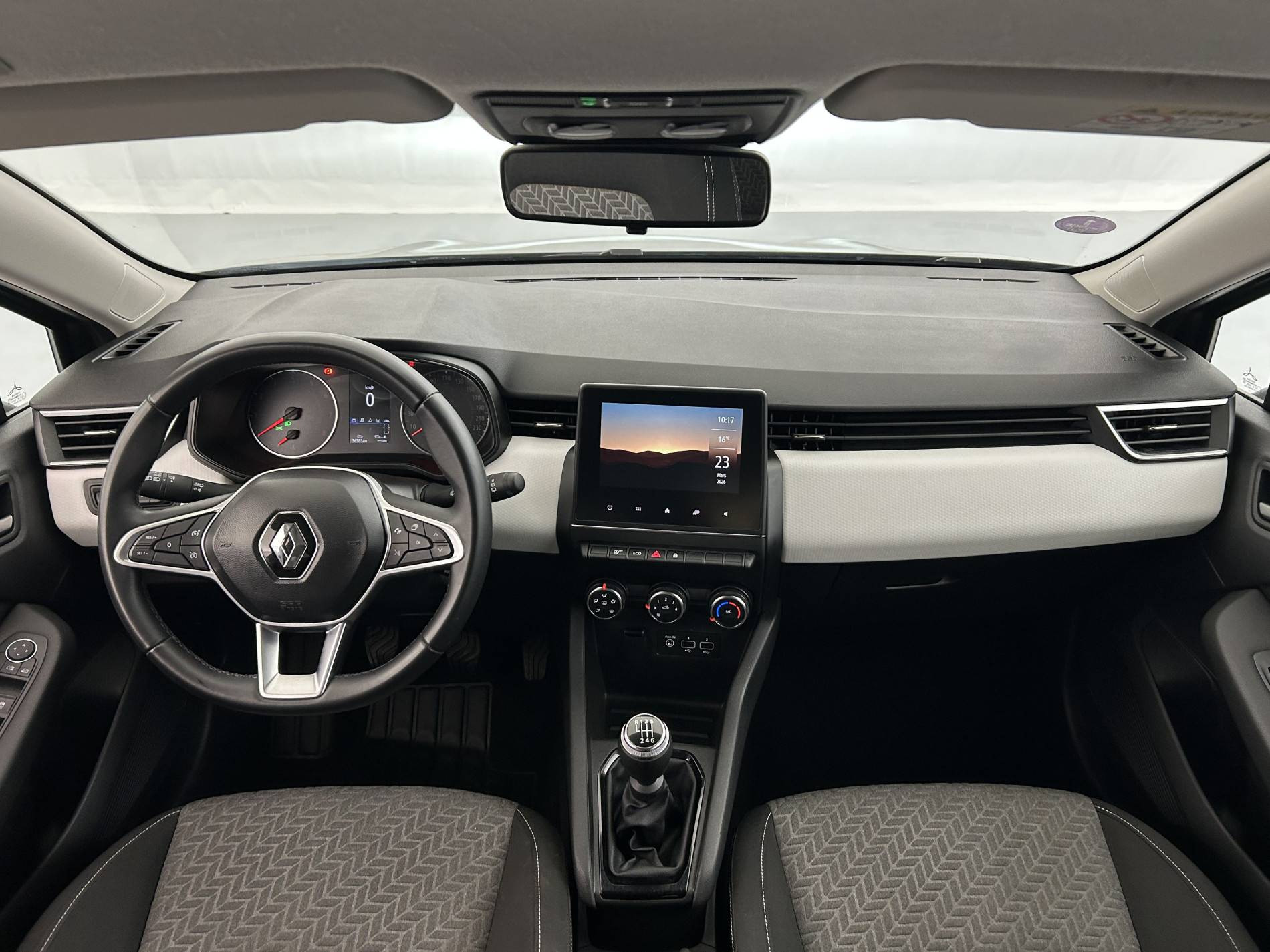 Vente en ligne Renault Clio 5 Clio TCe 90 au prix de 13 990 €