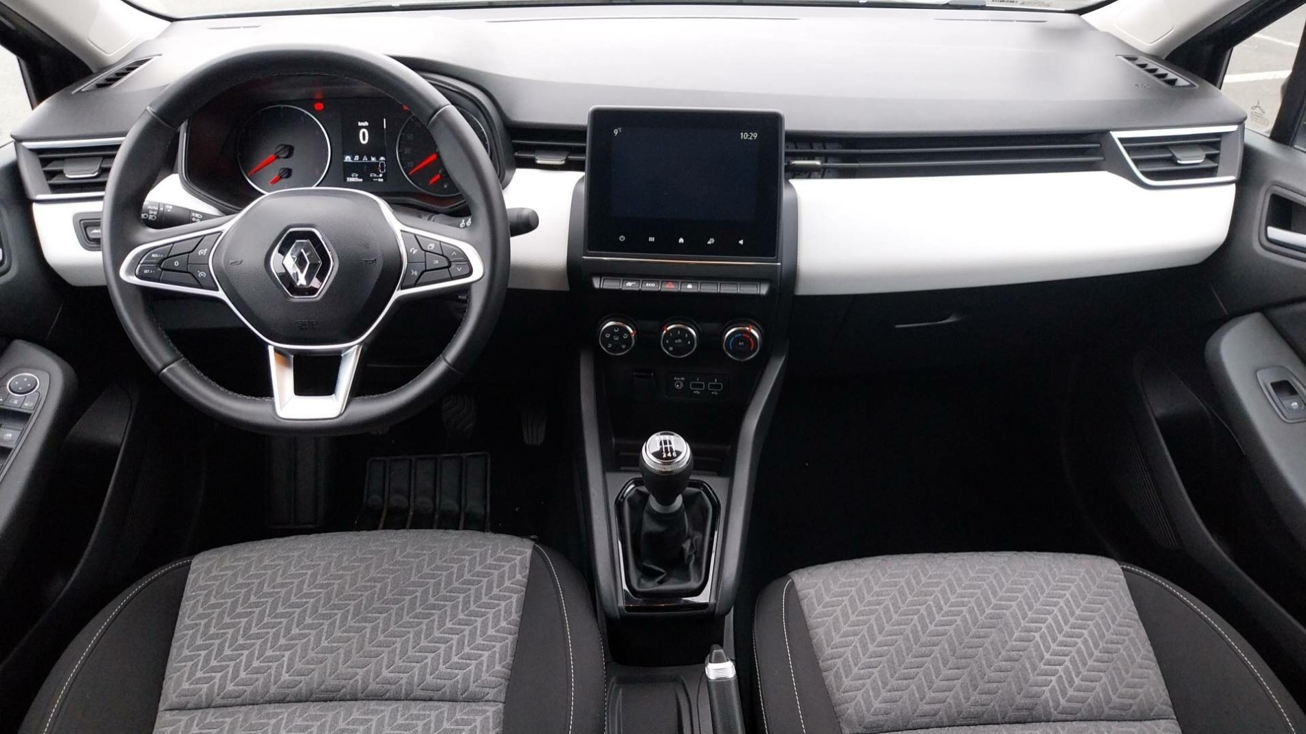 Vente en ligne Renault Clio 5 Clio TCe 90 au prix de 14 290 €