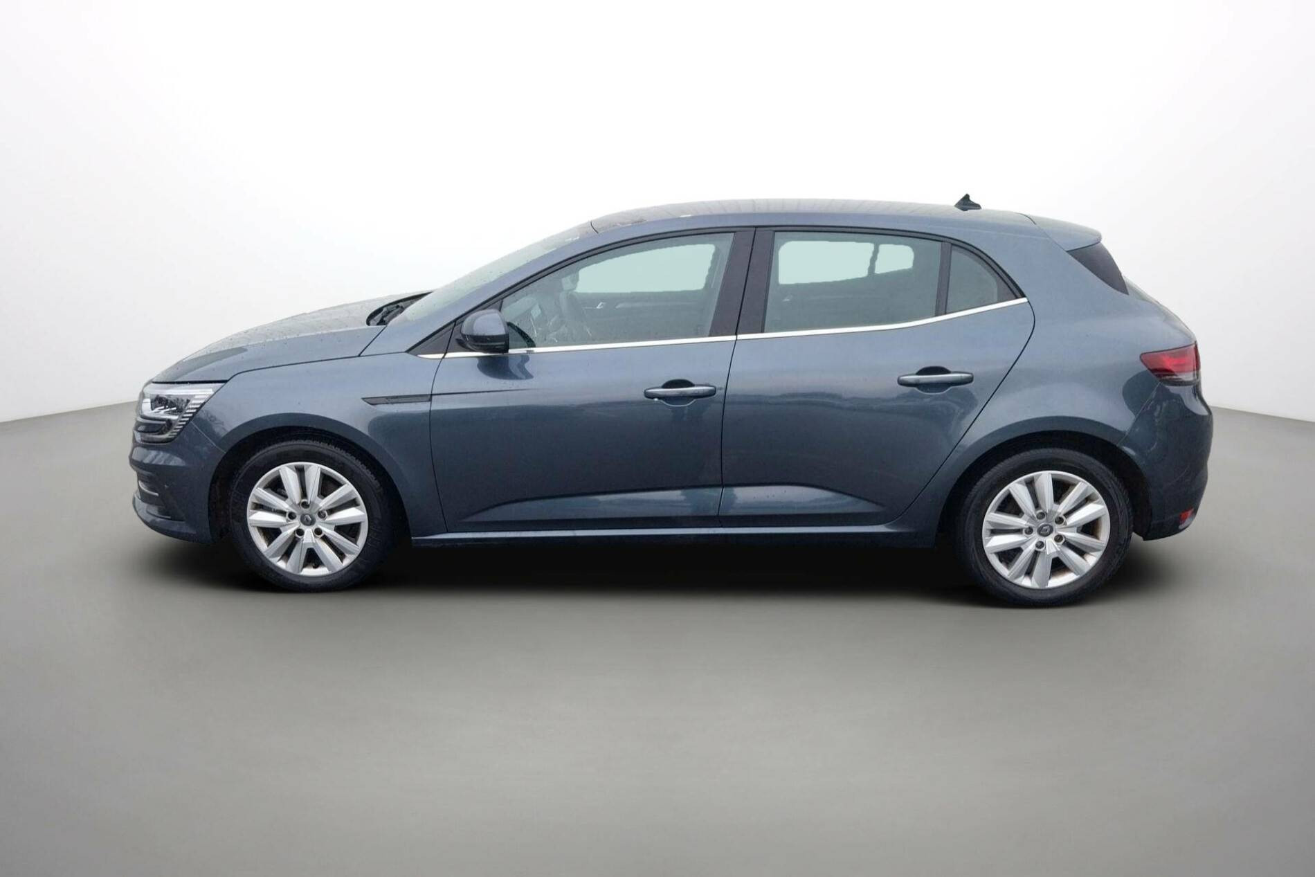 Vente en ligne Renault Megane 4 Mégane IV Berline Blue dCi 115 au prix de 15 590 €