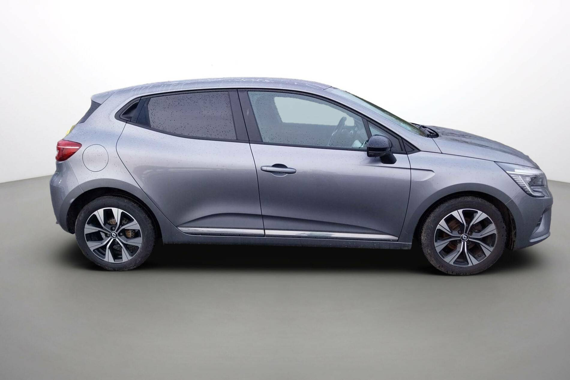 Vente en ligne Renault Clio 5 Clio TCe 90 au prix de 14 290 €