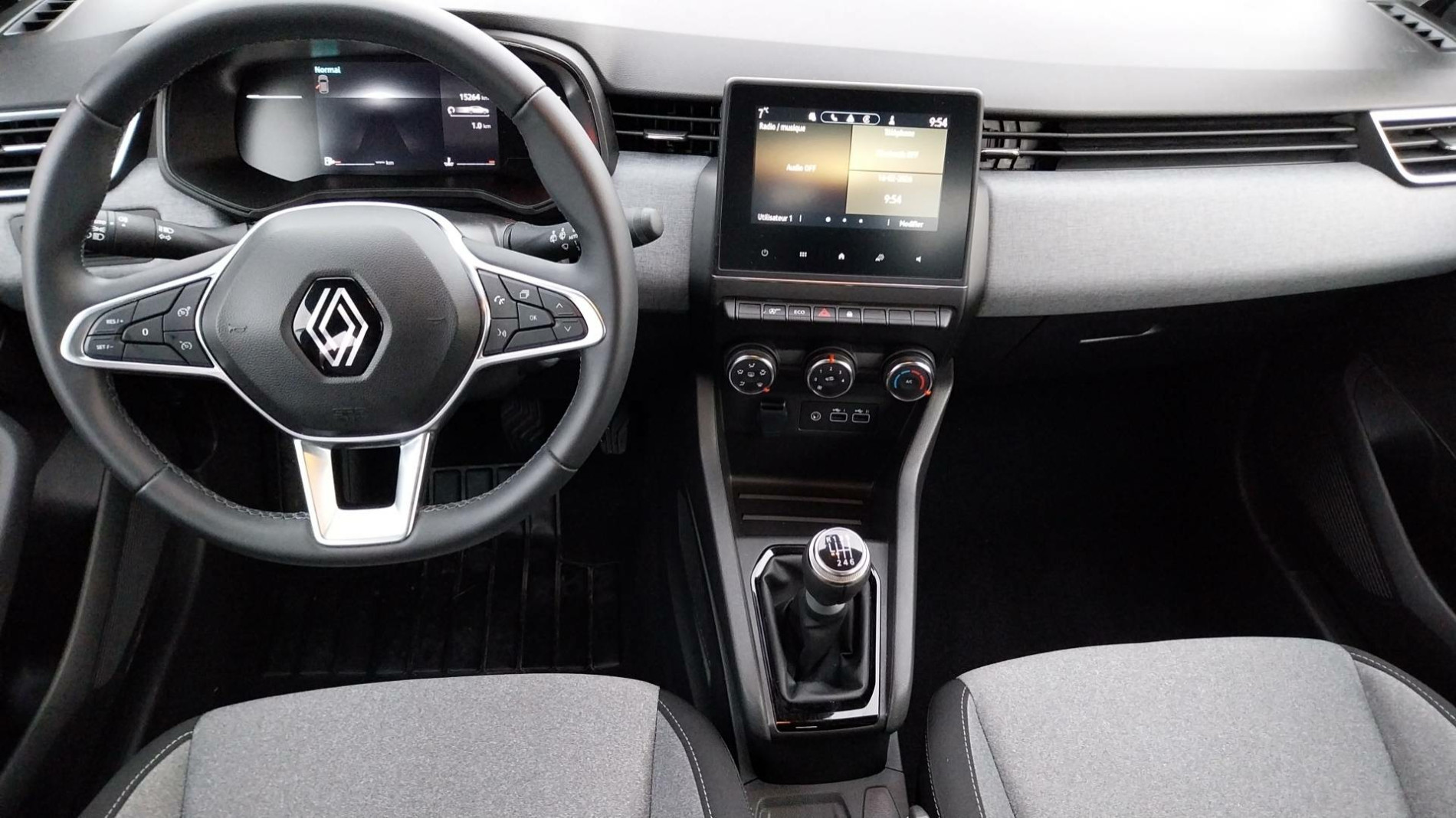 Vente en ligne Renault Clio 5 Clio TCe 90 au prix de 15 490 €