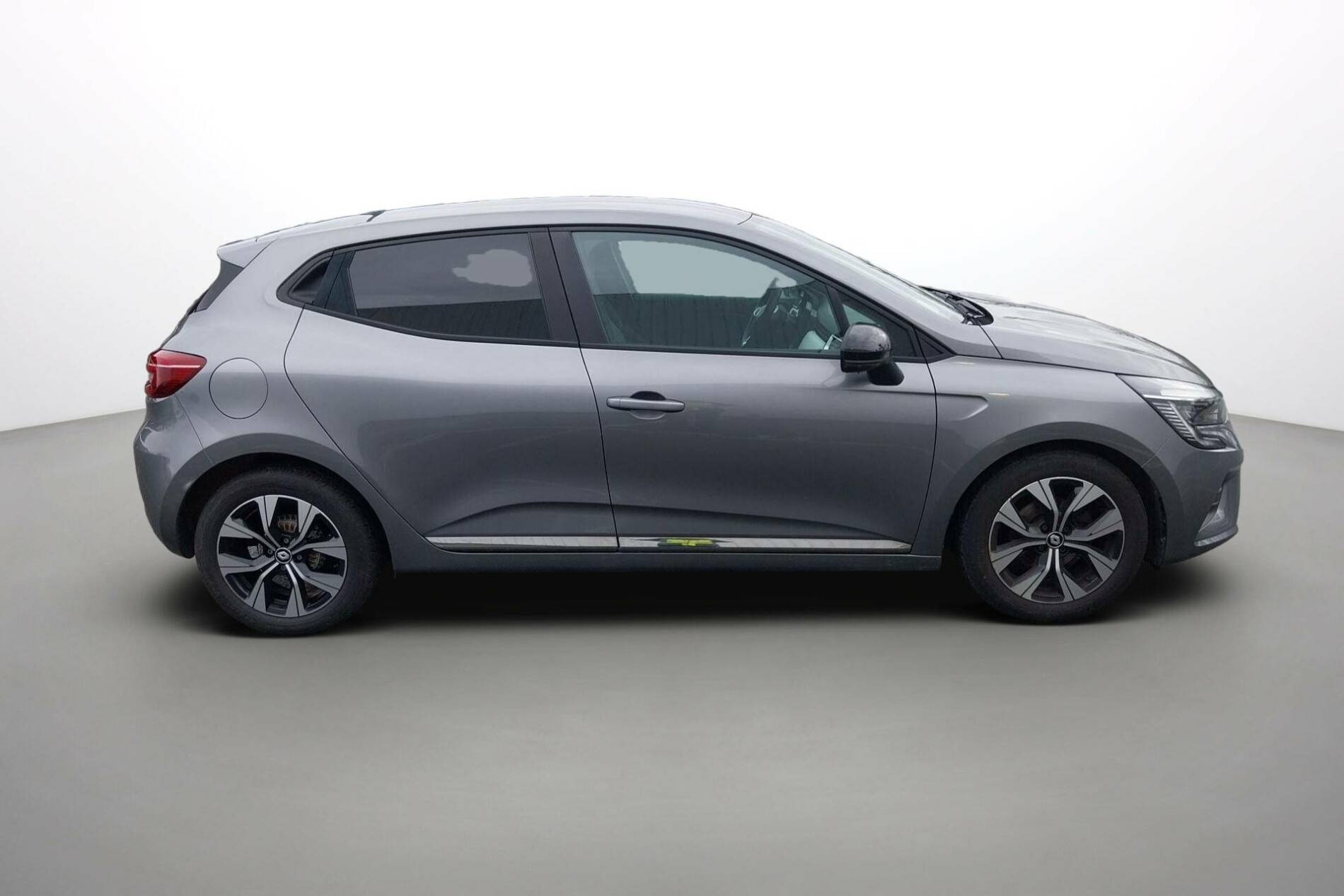 Vente en ligne Renault Clio 5 Clio TCe 90 au prix de 14 290 €