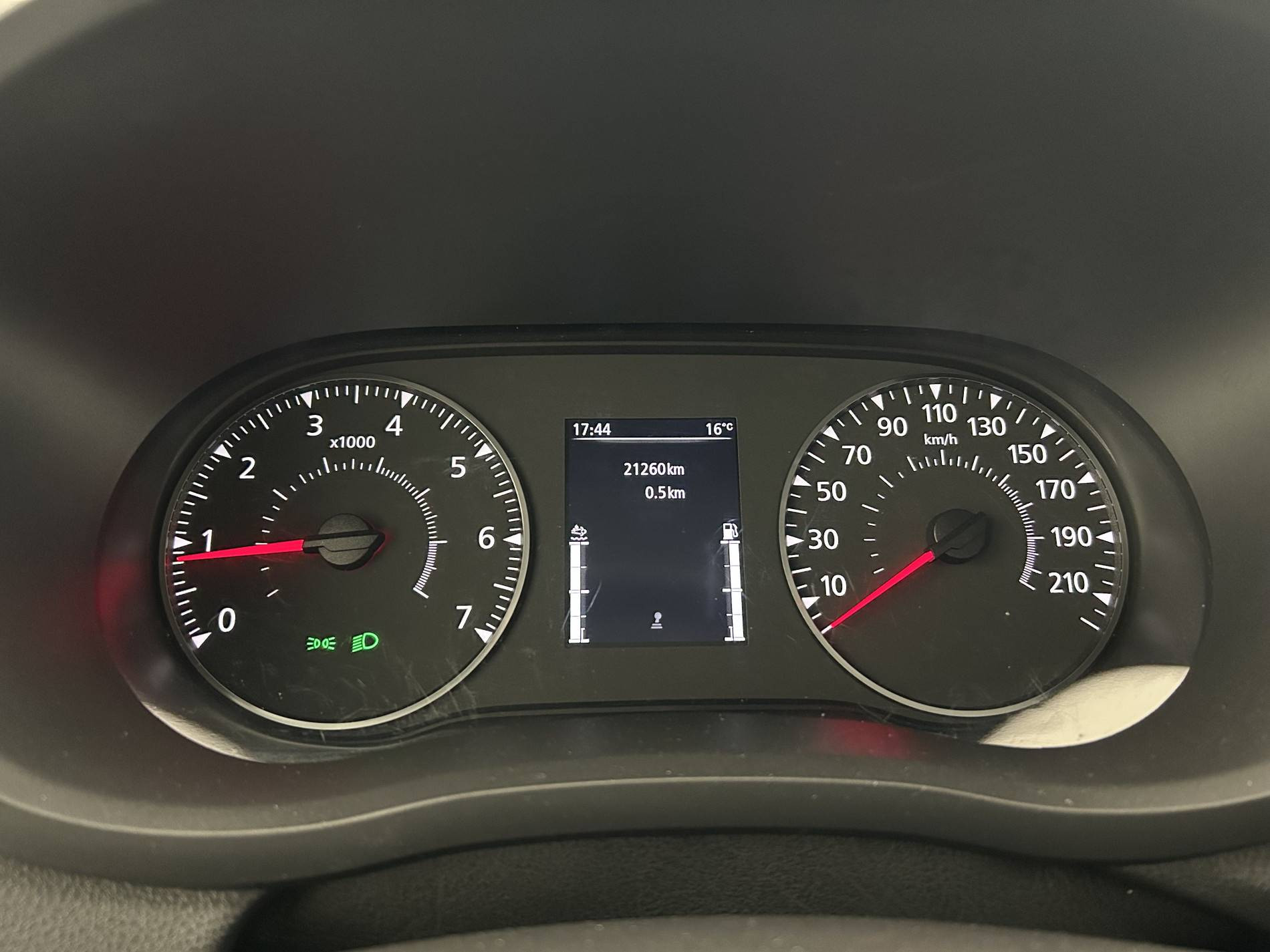 Vente en ligne Renault Master 3 Châssis Cabine MASTER PHC TRAC F3500 L3H1 BLUE DCI 145 EURO VI au prix de 28 790 €