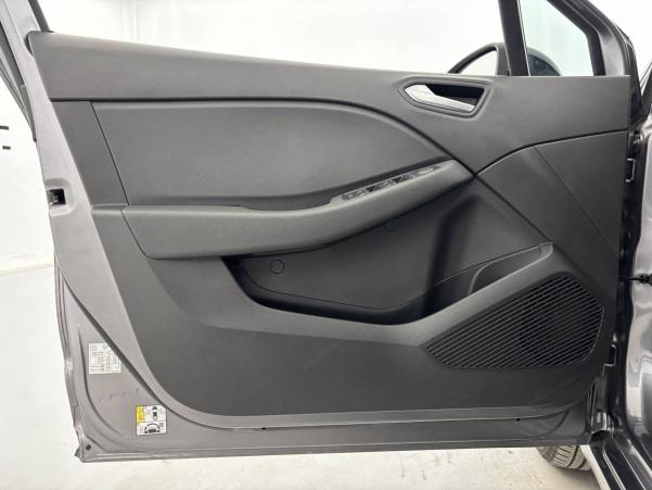 Vente en ligne Renault Clio 5 Clio TCe 90 au prix de 16 290 €