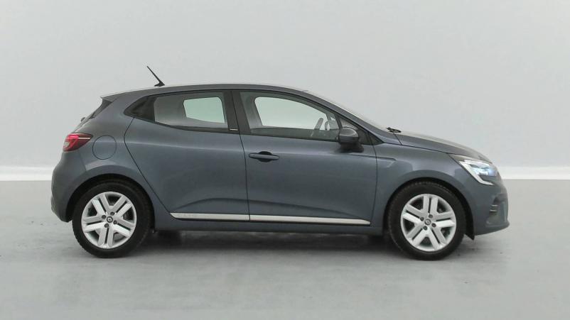 Vente en ligne Renault Clio 5 Clio E-Tech 140 - 21 au prix de 15 590 €