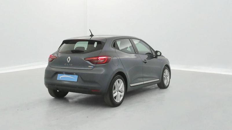 Vente en ligne Renault Clio 5 Clio E-Tech 140 - 21 au prix de 15 590 €