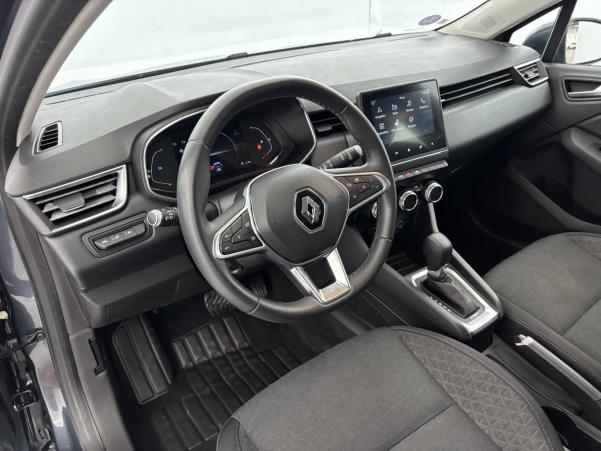 Vente en ligne Renault Clio 5 Clio E-Tech 140 - 21 au prix de 15 590 €