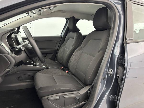 Vente en ligne Renault Clio 5 Clio E-Tech 140 - 21 au prix de 15 590 €