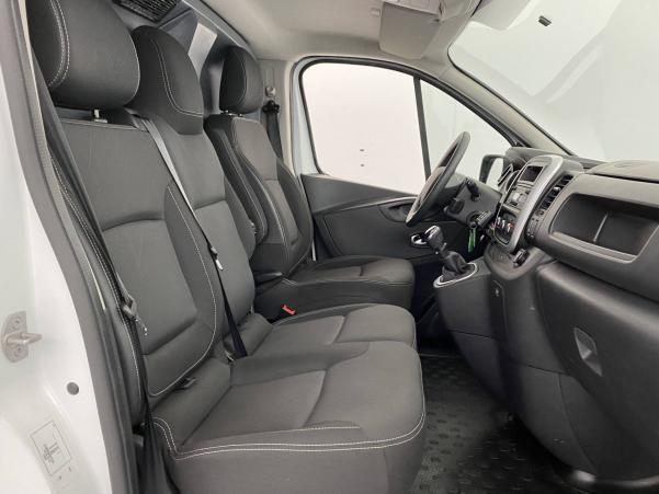 Vente en ligne Renault Trafic 3 Fourgon TRAFIC FGN L1H1 1200 KG DCI 120 FRIGORIFIQUE au prix de 25 990 €