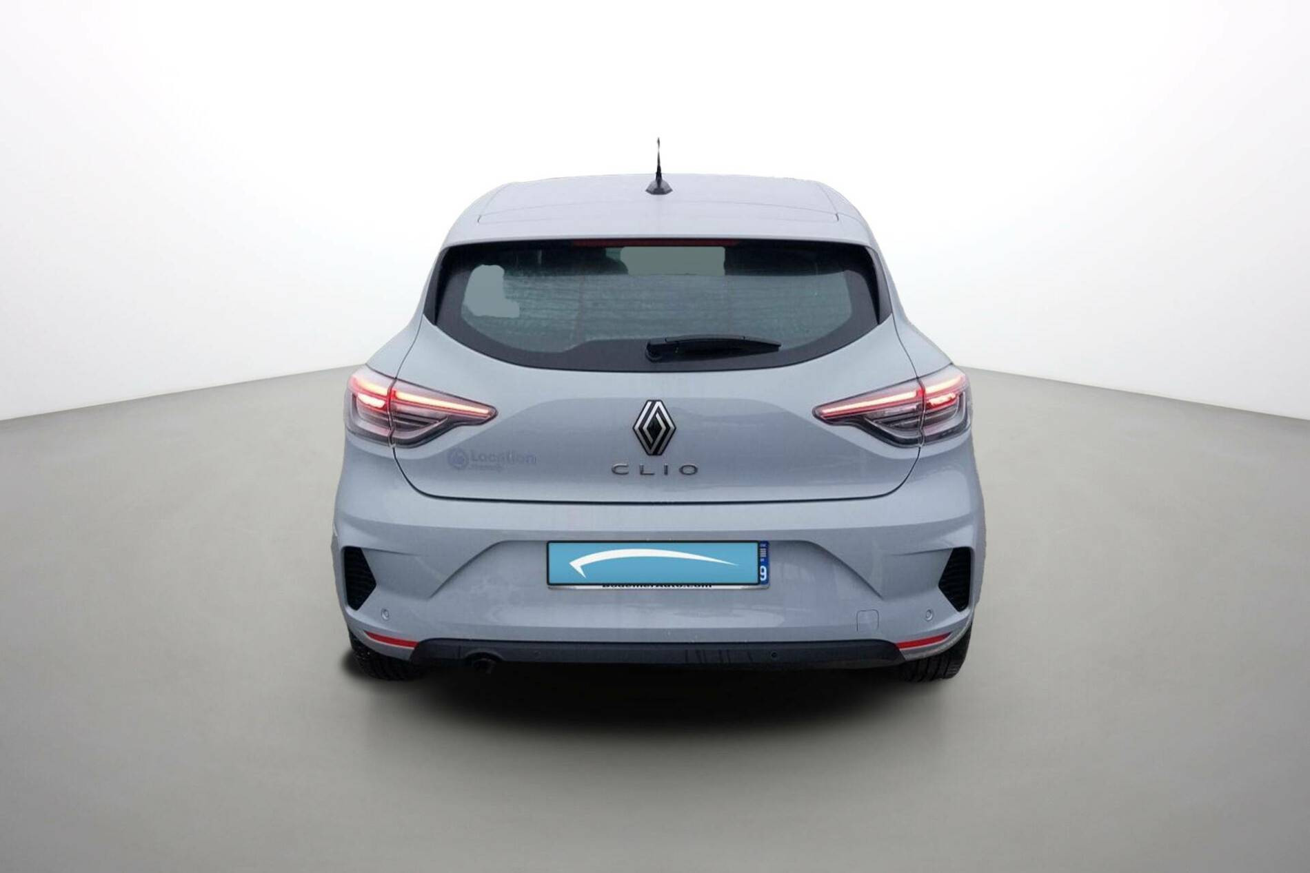 Vente en ligne Renault Clio 5 Clio TCe 90 au prix de 15 790 €