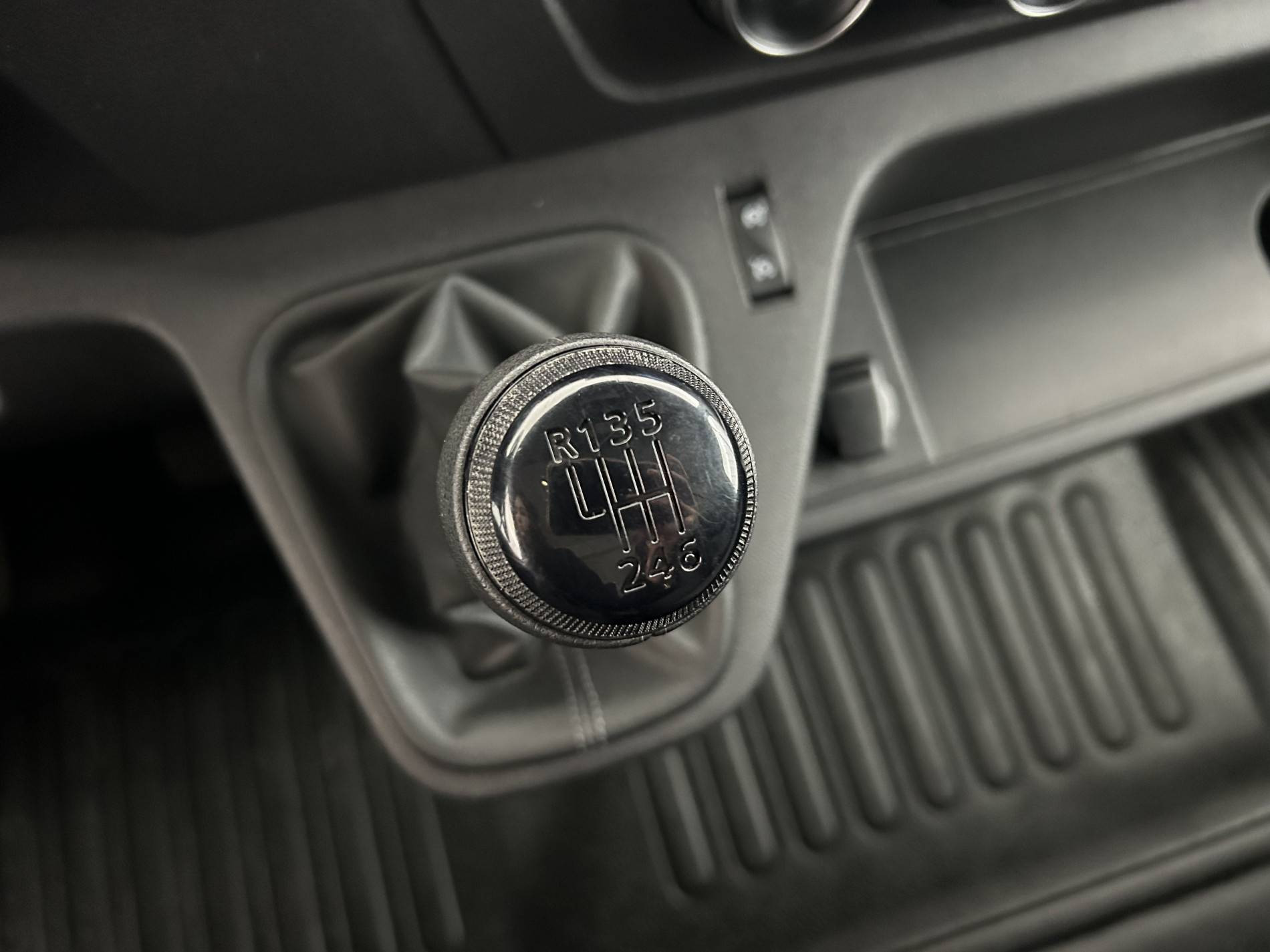 Vente en ligne Renault Master Fourgon MASTER FGN TRAC F3500 L2H2 BLUE DCI 135 au prix de 26 990 €