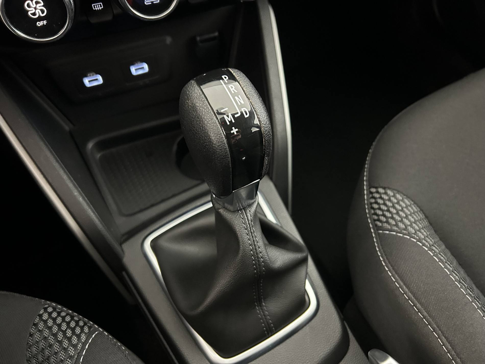 Vente en ligne Dacia Duster  TCe 150 FAP 4x2 EDC au prix de 21 990 €