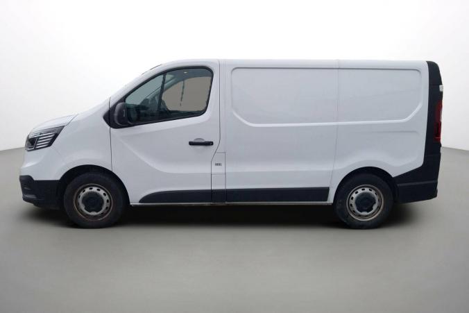 Vente en ligne Renault Trafic 3 Fourgon TRAFIC FGN L1H1 3000 KG BLUE DCI 130 au prix de 22 990 €