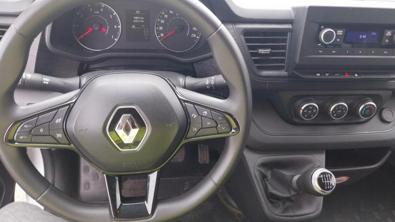 Vente en ligne Renault Trafic 3 Fourgon TRAFIC FGN L1H1 3000 KG BLUE DCI 130 au prix de 22 990 €