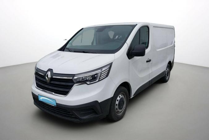 Vente en ligne Renault Trafic 3 Fourgon TRAFIC FGN L1H1 3000 KG BLUE DCI 130 au prix de 23 590 €