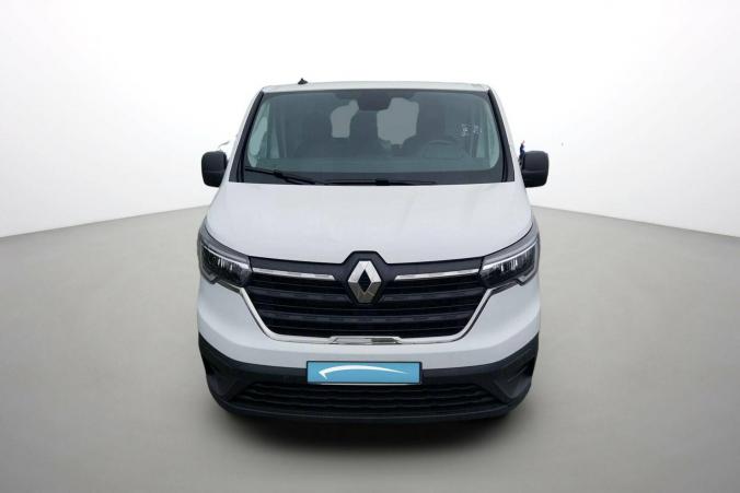 Vente en ligne Renault Trafic 3 Fourgon TRAFIC FGN L1H1 3000 KG BLUE DCI 130 au prix de 23 590 €