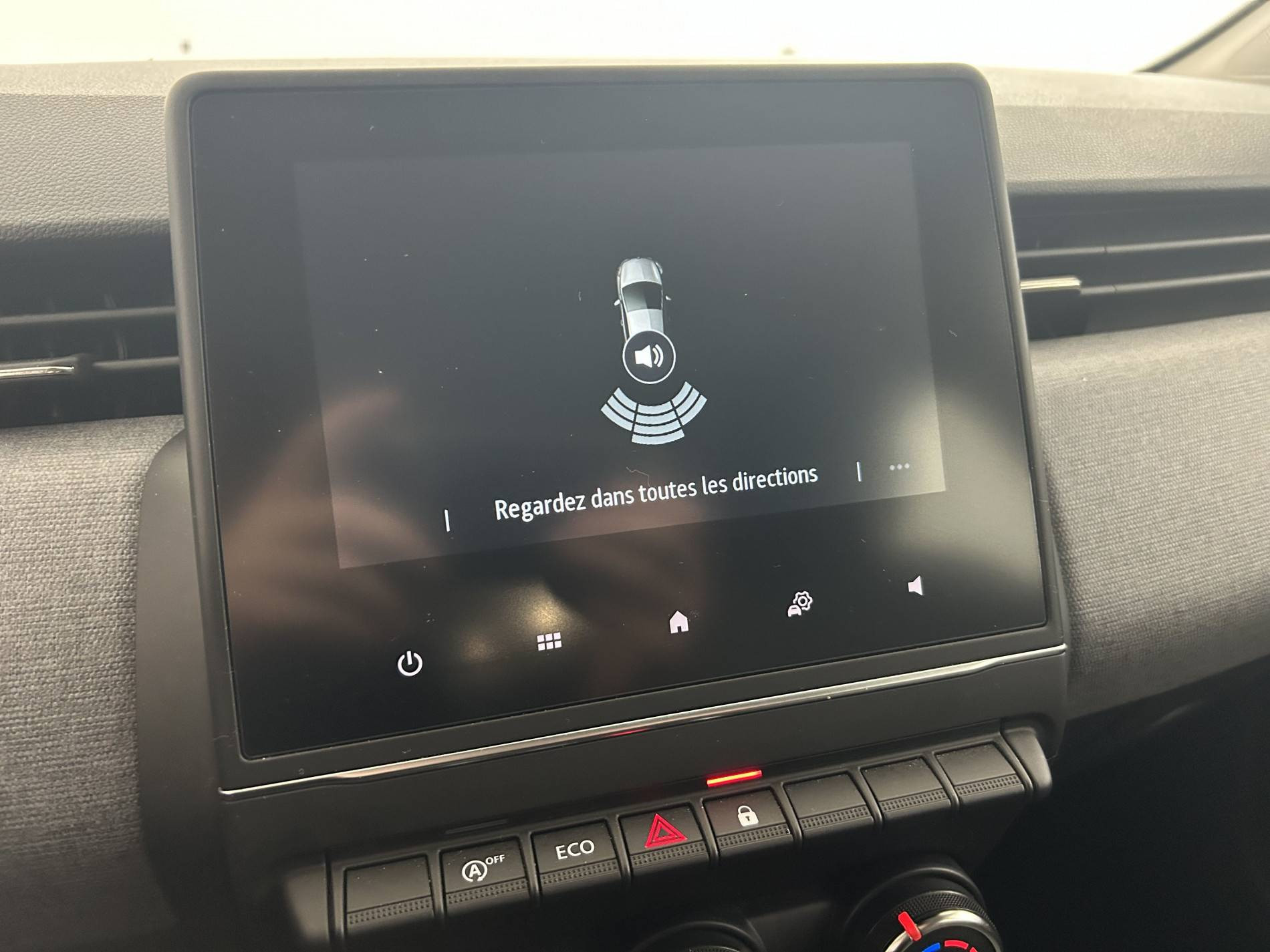 Vente en ligne Renault Clio 5 Clio TCe 90 au prix de 15 490 €