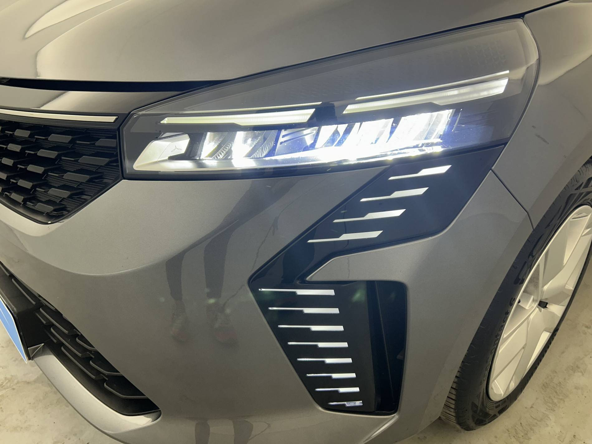 Vente en ligne Renault Clio 5 Clio TCe 90 au prix de 15 490 €