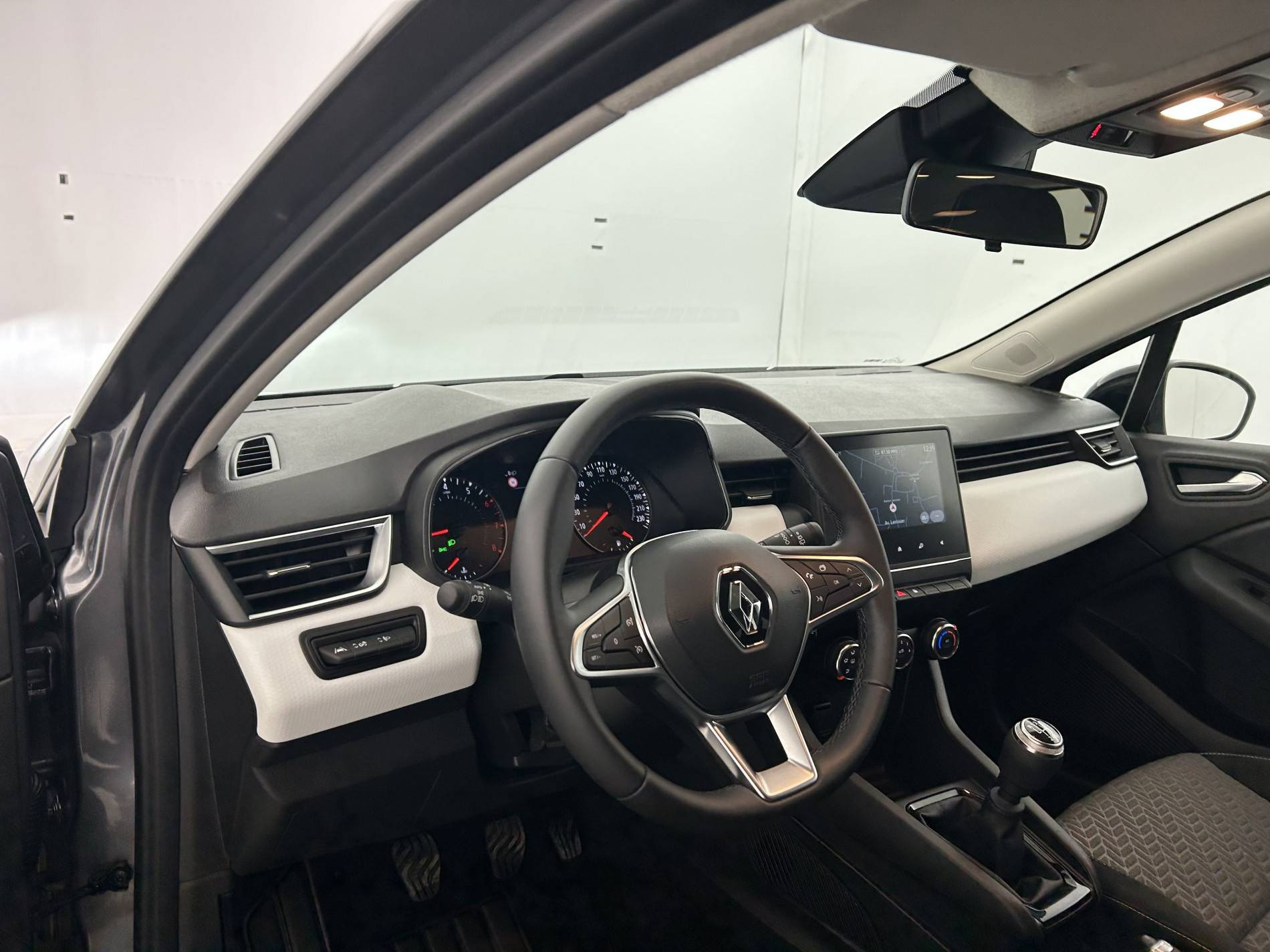 Vente en ligne Renault Clio 5 Clio TCe 90 au prix de 14 990 €