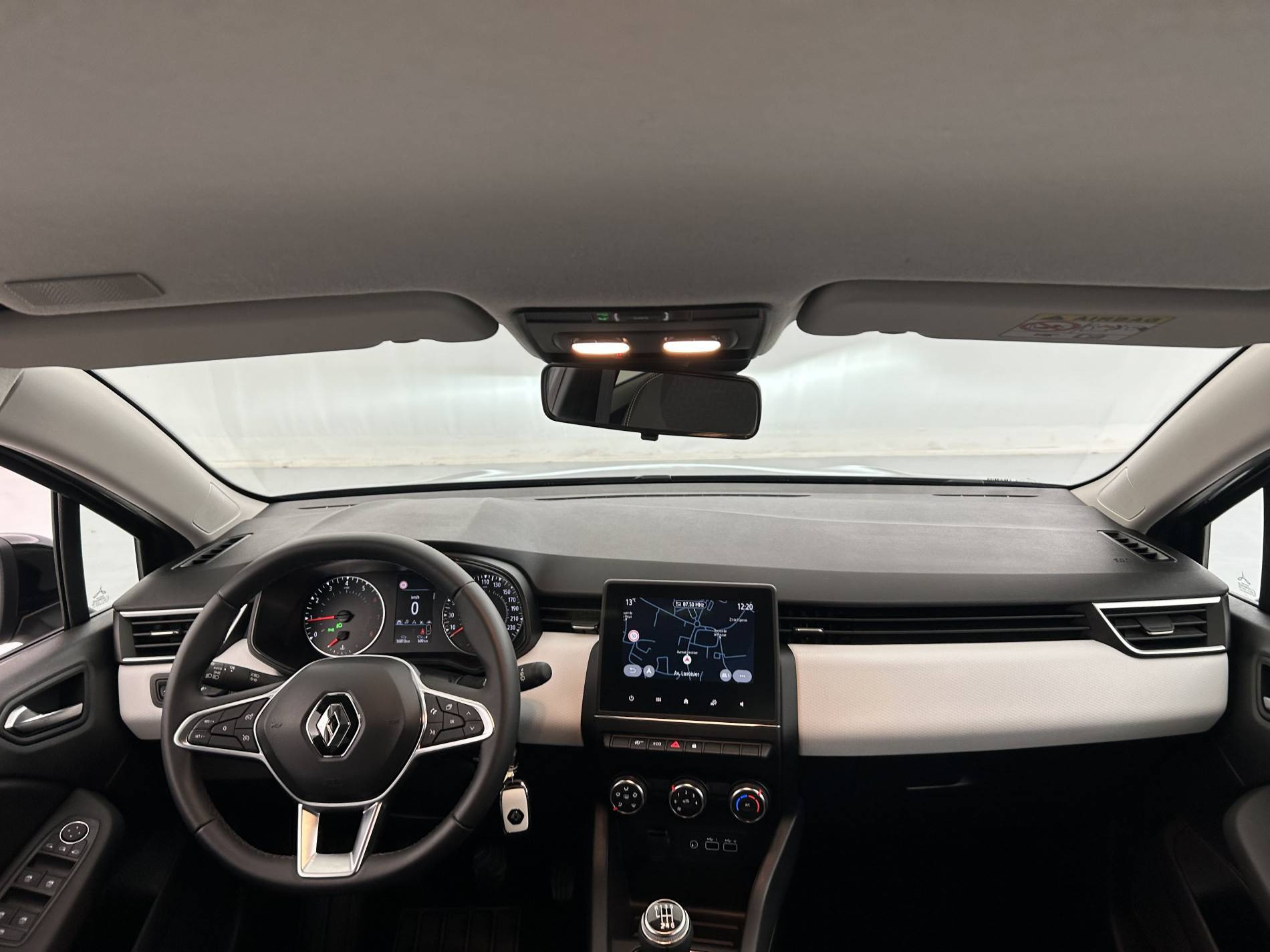 Vente en ligne Renault Clio 5 Clio TCe 90 au prix de 14 990 €