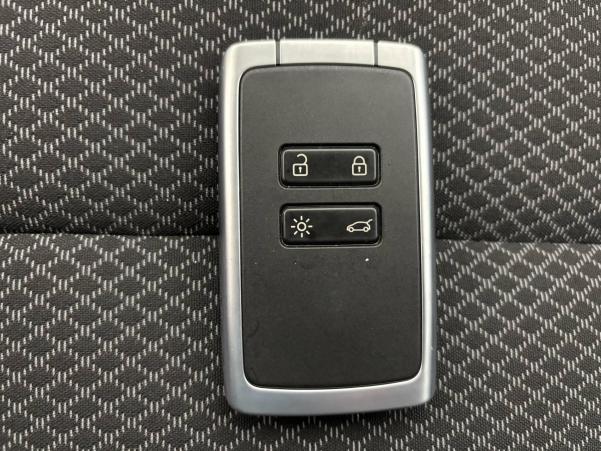 Vente en ligne Renault Arkana  TCe 140 EDC FAP - 22 au prix de 23 790 €