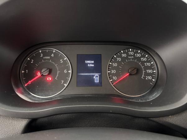 Vente en ligne Renault Master 3 Fourgon MASTER FGN TRAC F3500 L2H2 DCI 135 au prix de 23 590 €