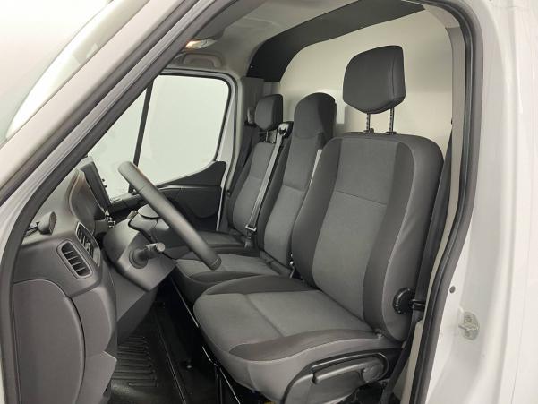 Vente en ligne Renault Master 3 Châssis Cabine MASTER PHC F3500 L3H1 ENERGY DCI 145 POUR TRANSF au prix de 25 990 €