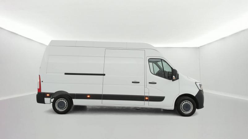 Vente en ligne Renault Master Fourgon MASTER FGN TRAC F3500 L3H3 DCI 135 au prix de 27 990 €