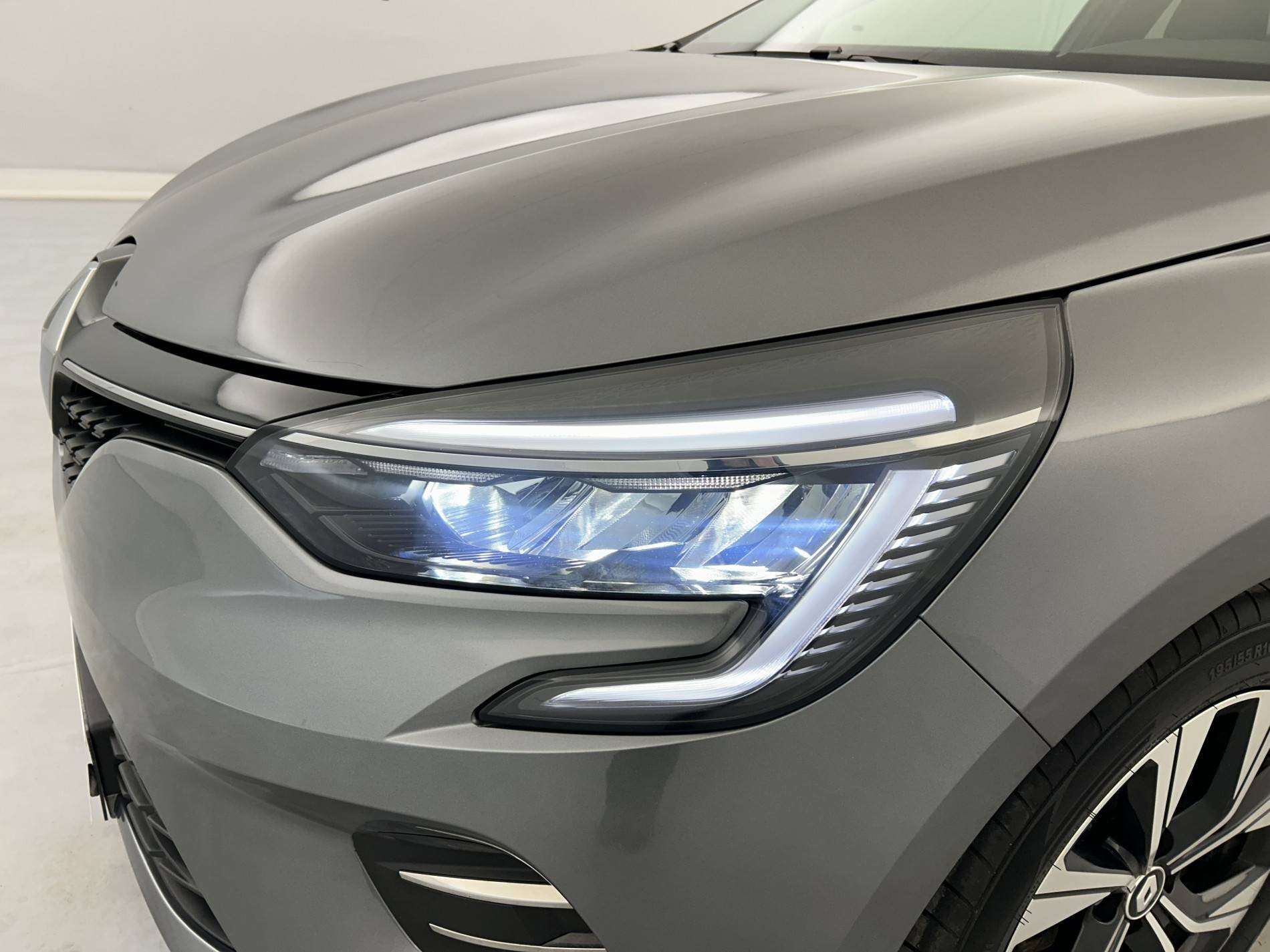 Vente en ligne Renault Clio 5 Clio TCe 90 au prix de 14 790 €