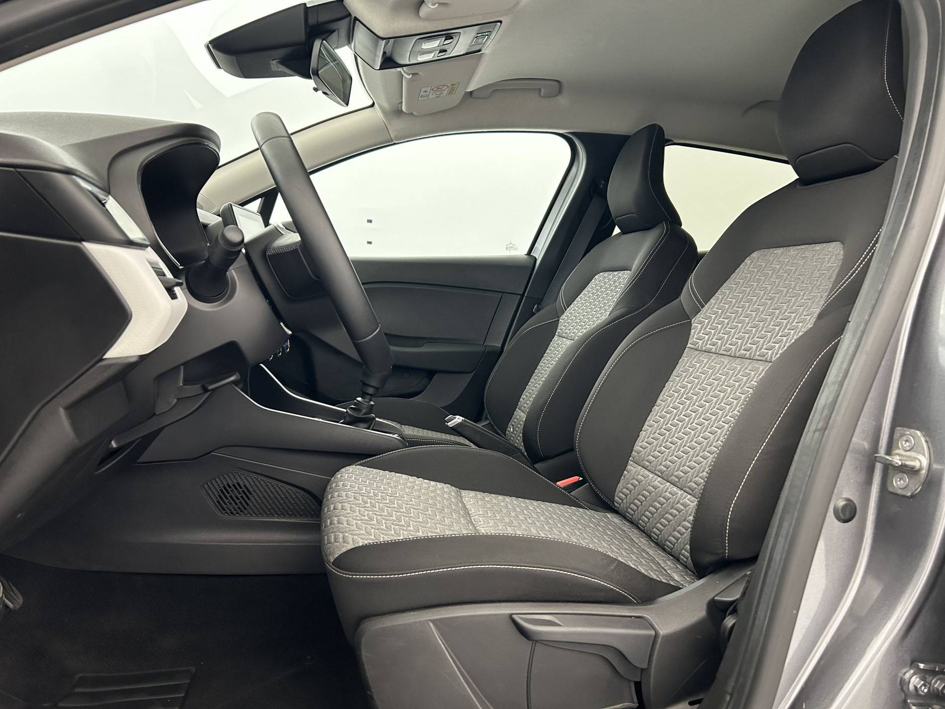 Vente en ligne Renault Clio 5 Clio TCe 90 au prix de 14 790 €